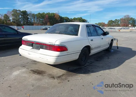 1997 Mercury Grand Marquis Gs z USA, uszkodzony, nr VIN 2MELM74W3VX702622